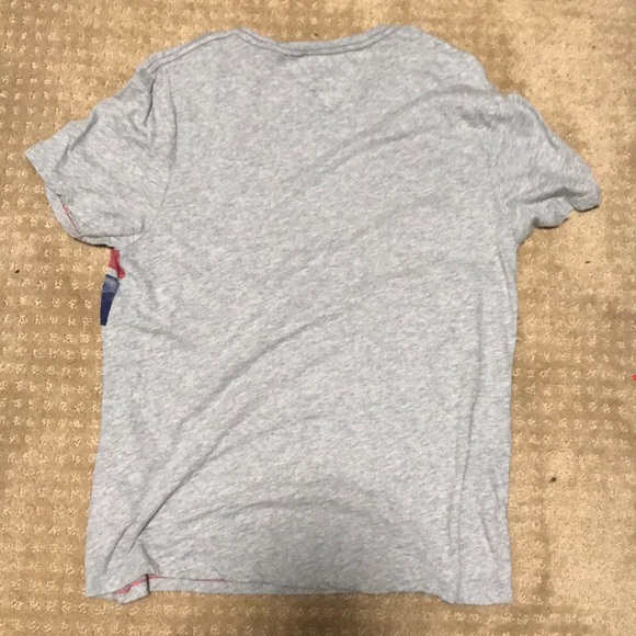 Tommy Hilfiger Logo Tee - Picture 2 of 4